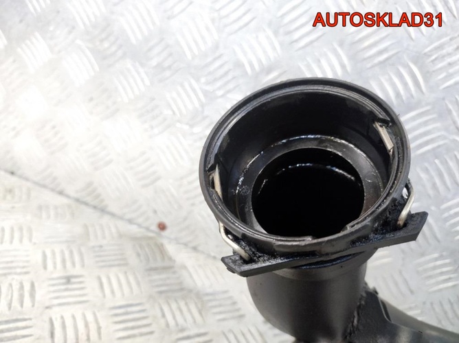 Патрубок интеркулера VW Tiguan 1,4 CAV 1K0145770R