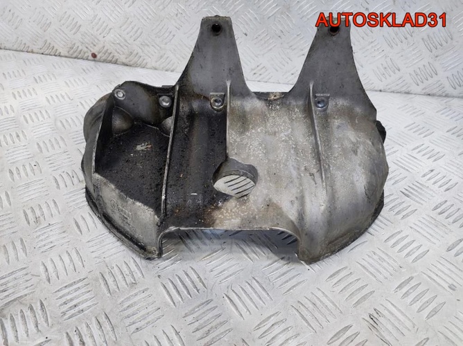 Экран тепловой VW Touran 2,0 BSX 06A133228P
