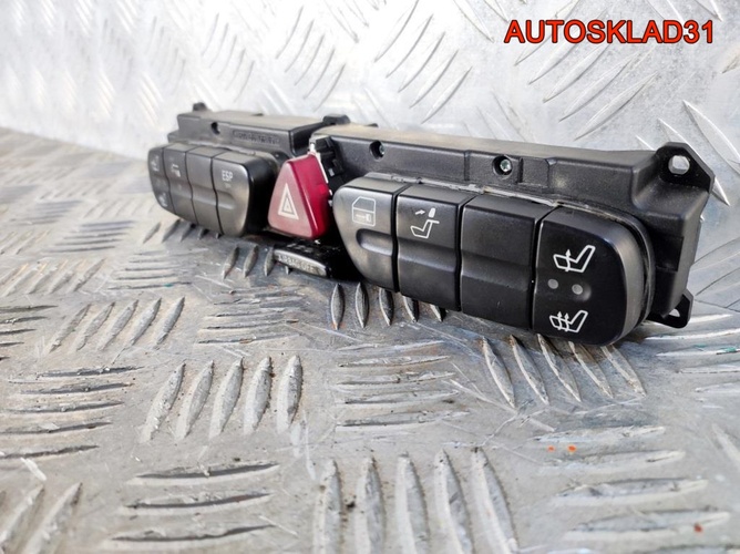 Блок кнопок Mercedes Benz W203 A2038208210