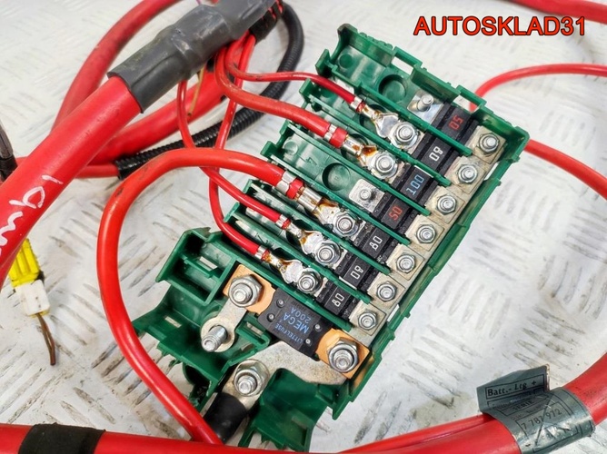 Плюсовой провод аккумулятора BMW E39 10304410