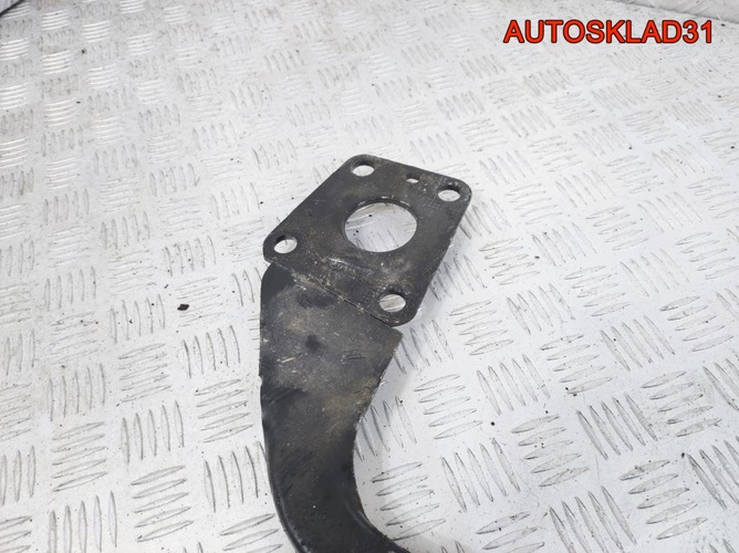 Балка передняя поперечная Audi A4 B5 8D0805851