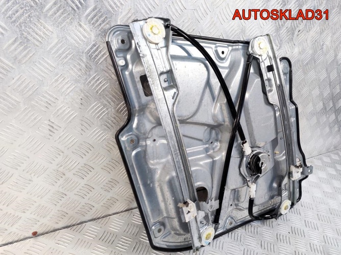 Стеклоподъемник передний правый Nissan Primera P12