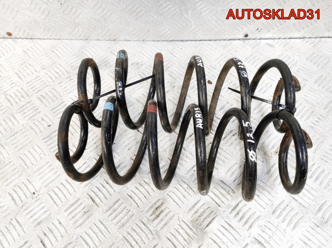 Пружина задняя Toyota Auris E15 4823112A50