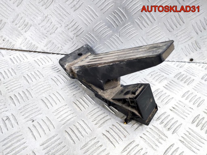 Педаль газа BMW E90 2,0 N47D20C 35426789999 Дизель