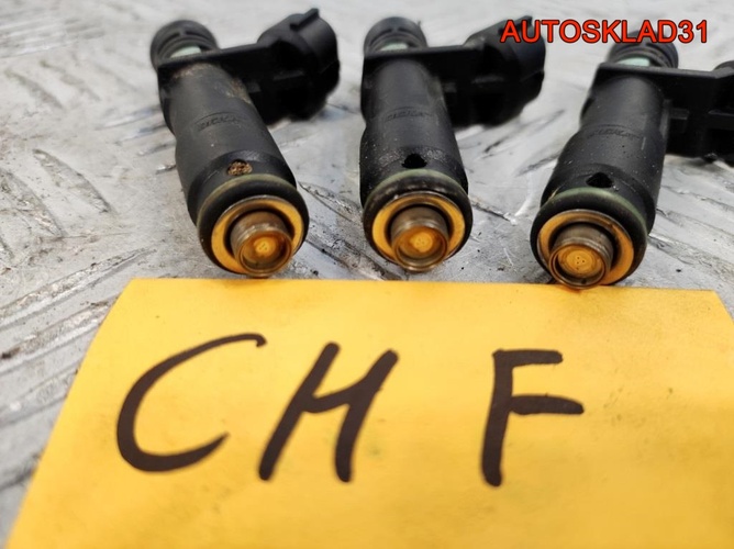 Форсунка топливная Skoda Fabia 1,2 CHF 03D9060316
