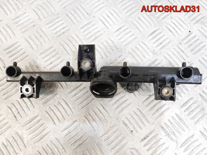 Рейка топливная Renault Clio 2 1,6 K7M 7700868573
