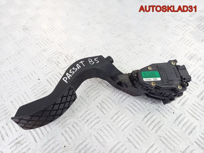 Педаль газа Volkswagen Passat B5 8D1721523A