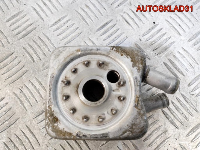 Радиатор масляный Audi A3 8L 1,6 AKL 078117021A
