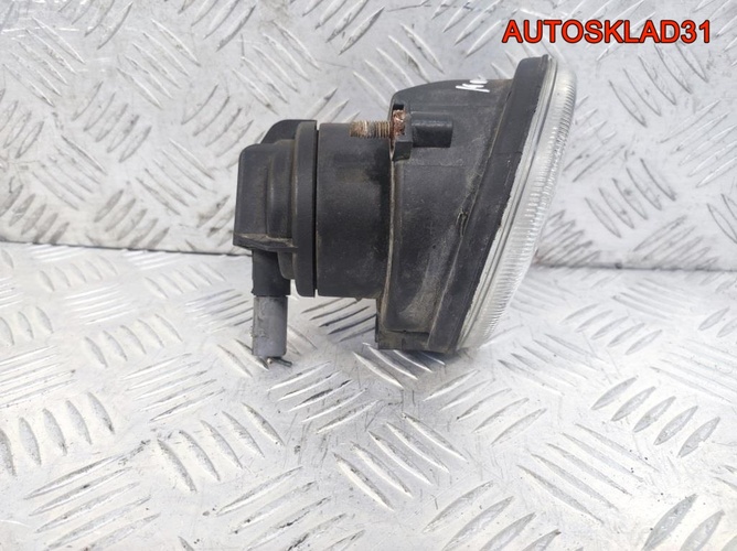 Фара противотуманная R Renault Kangoo 1 7700838256