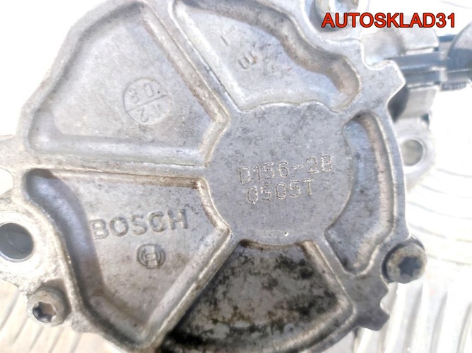 Насос вакуумный Ford Focus 2 G8DB D1562B Дизель