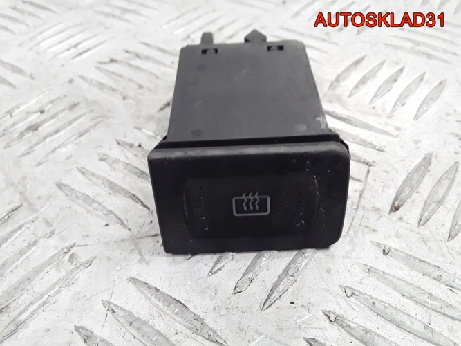 Кнопка обогрева заднего стекла Volkswagen Golf 4
