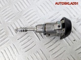 Вставка замка двери передней правой Toyota Yaris (Изображение 2)