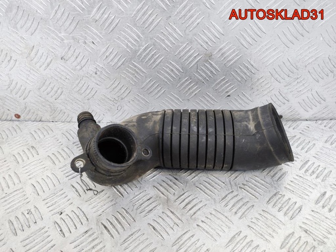 Патрубок интеркулера Audi A6 C5 8D0129615K Дизель