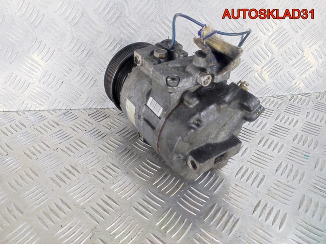 Компрессор кондиционера VW Passat B5 8D0260805C