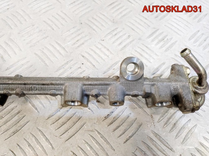 Рейка топливная Mitsubishi Carisma DA 1,6 4G92