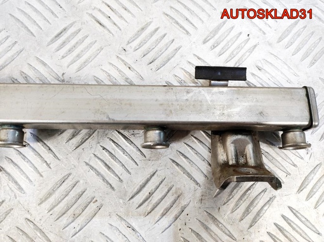 Рейка топливная Ford Focus 2 4M5G9D280FB