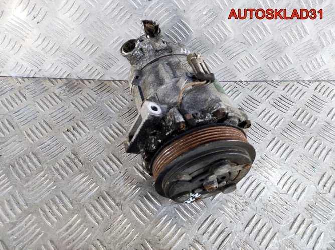 Компрессор кондиционера Opel Vectra C 13208187