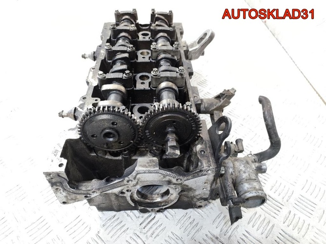 Головка блока Mercedes Benz W203 2.2D A6110105220