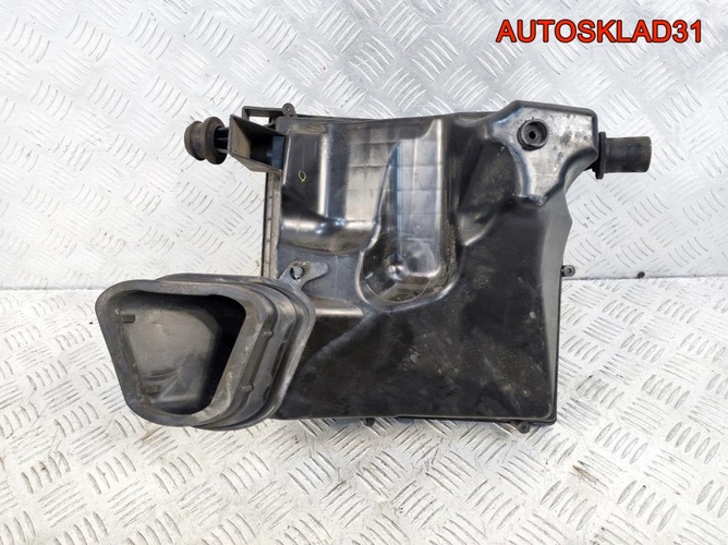 Корпус воздушного фильтра Opel Astra J 13311896