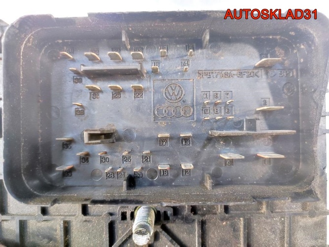 Блок предохранителей VW Passat B6 3C0937125