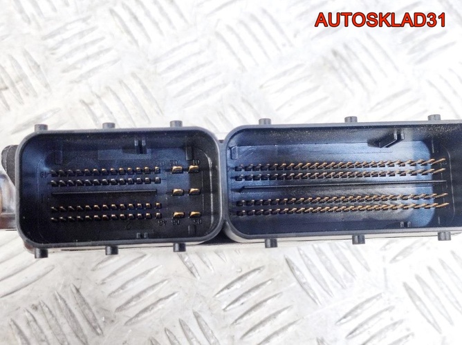 Блок ЭБУ BMW E90 2.0 N47D20C 13618506438 Дизель