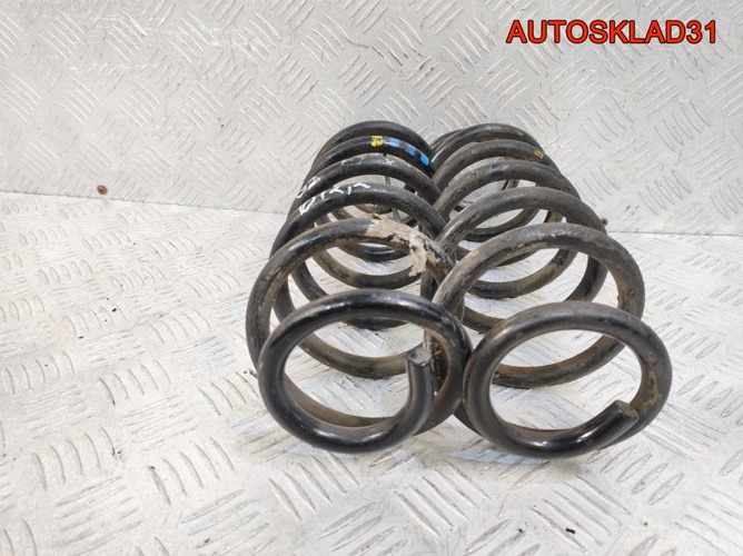 Пружина задняя комплект VW Golf Mk5