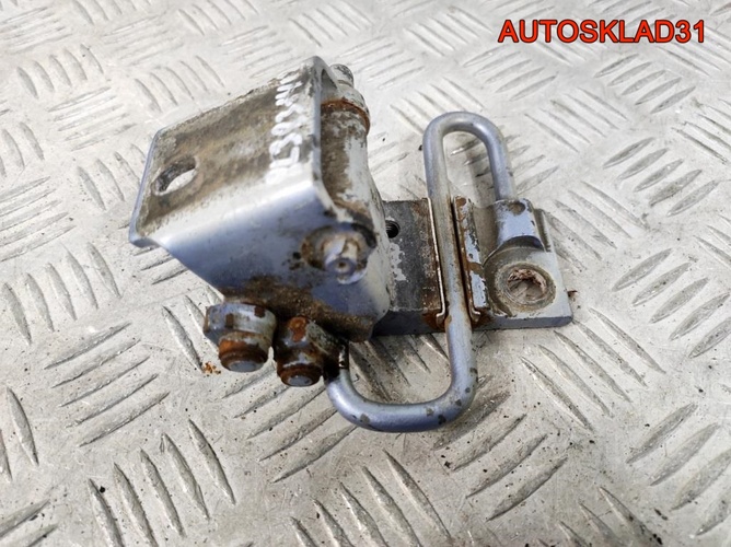 Петля двери передняя правая нижняя Audi A3 8L1