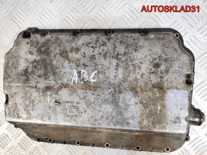 Поддон двигателя Audi A6 C4 2,6 ABC 078103604F