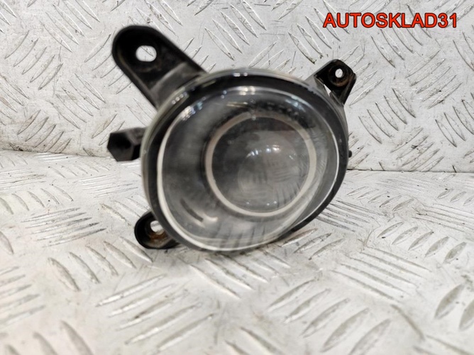 Фара противотуманная левая VW Passat B5 3B7941699A
