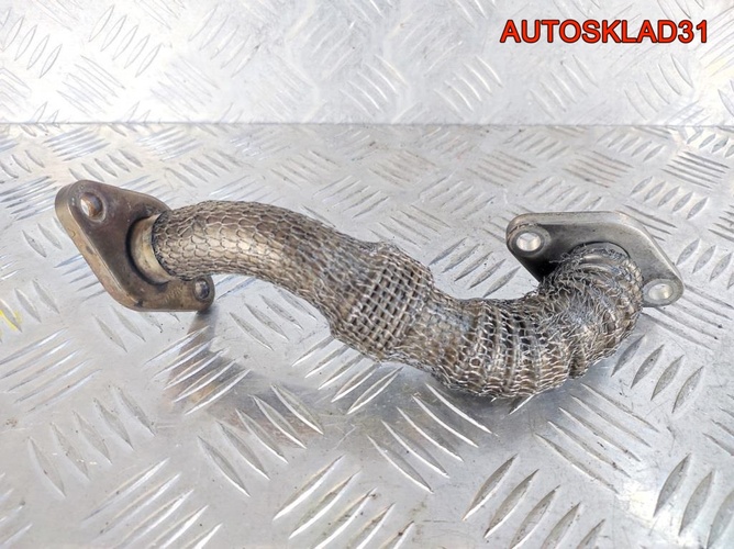 Трубка картерных газов VW Passat B5 AFN 028131521P