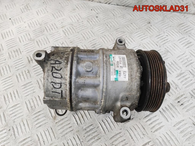 Компрессор кондиционера Opel Insignia 13314473