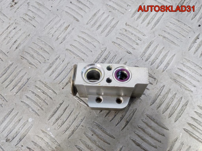 Клапан кондиционера Skoda Octavia A5 8UW351239661