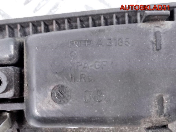 Ручка двери перед внутренняя правая Mercedes W203