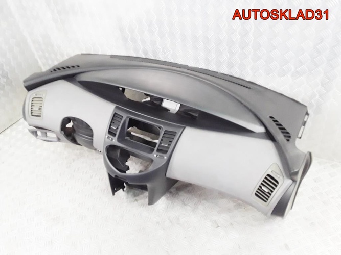 Торпедо Nissan Primera P12E 68200AV600